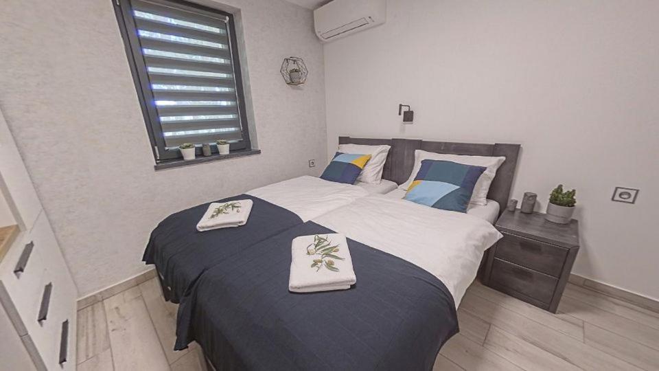 Meszes Apartman Kalocsa Eksteriør billede